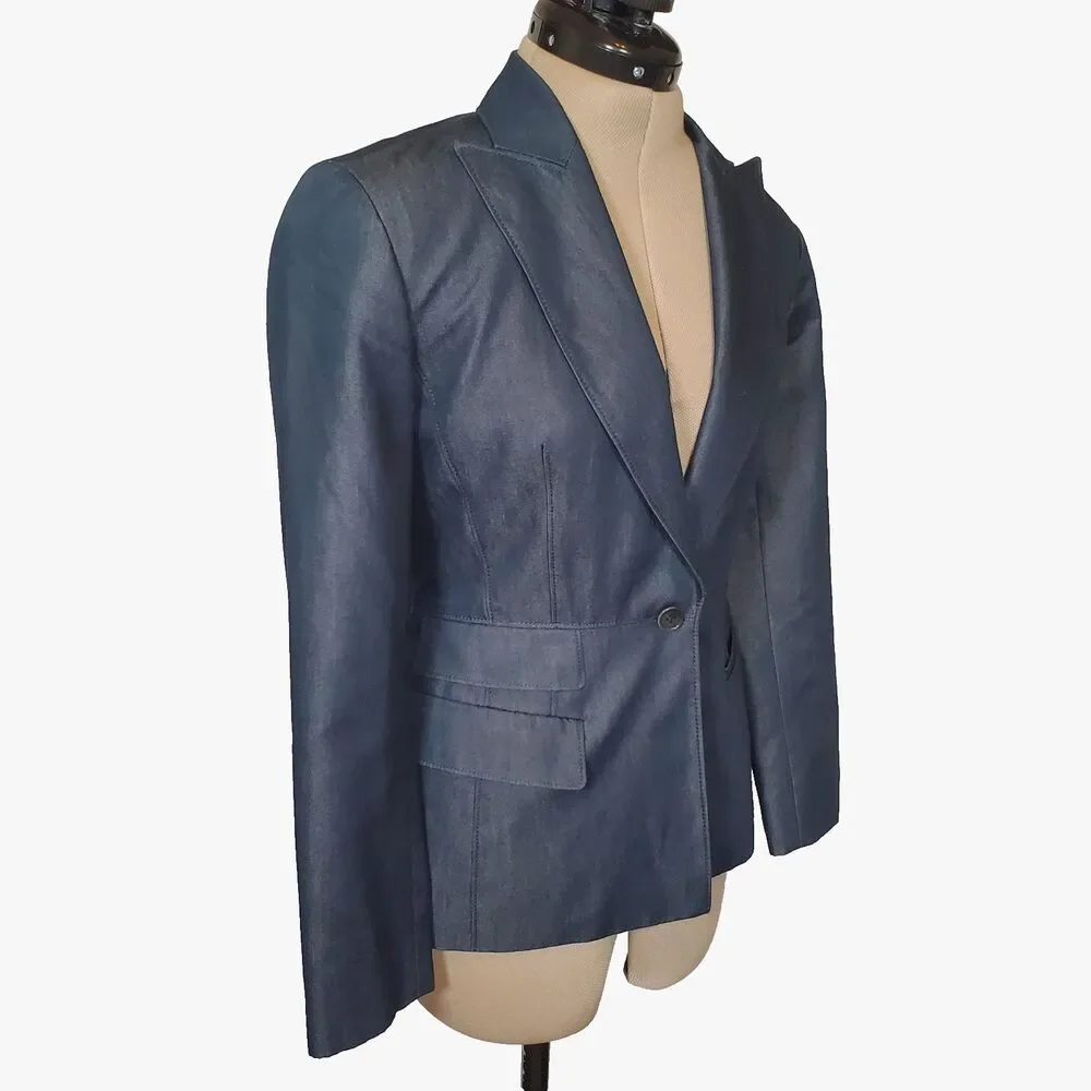 Vintage Emanuel Ungaro Women Denim Blazer Size 2P Blue Lightweight Tailored Fit - Picture 6 of 10